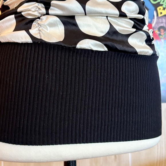 Vintage Bebe Women's Small Black and White Polka Dot Silky Ruched Tank Top 2000s - Picture 4 of 8